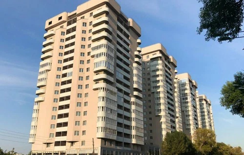 ЖК «Панорама», г. Самара — жилые башни в утреннем свете